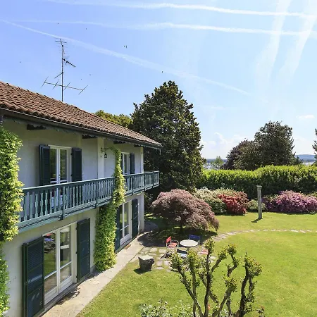Sleeps 8 Pool Air Con Wifi *